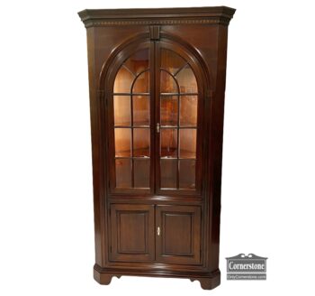 5005-1675-Statton New Market Corner Cabinet