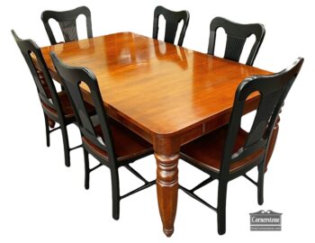 5005-1749-Made in Canada Table and Chair Set