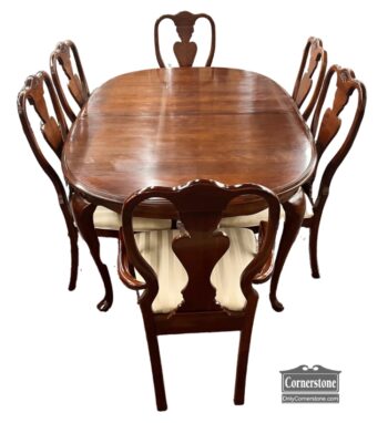 5005-1828-Broyhill Table 2 Lvs 6 Chairs