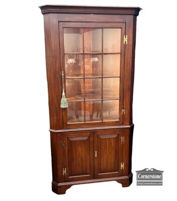 5005-1934-HH 12 Pane Corner Cabinet