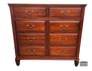 5005-2132-Made in Canada Dresser and Mirror