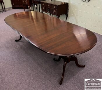 5020-1158-Oval Pedestal Dining Table