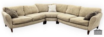 5020-1516-Schnadig Sectional w Accent Pillows