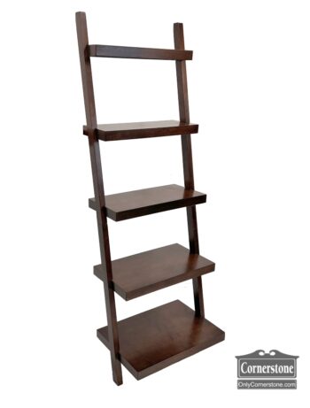 5020-1630-Leaning Shelves