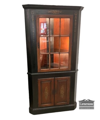 5020-2021-Hitchcock Corner Cabinet