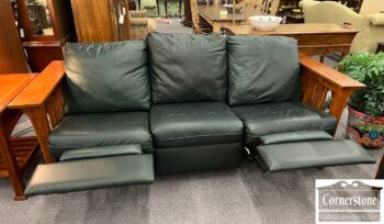 9533-2-Bassett Leather Sofa Recliners