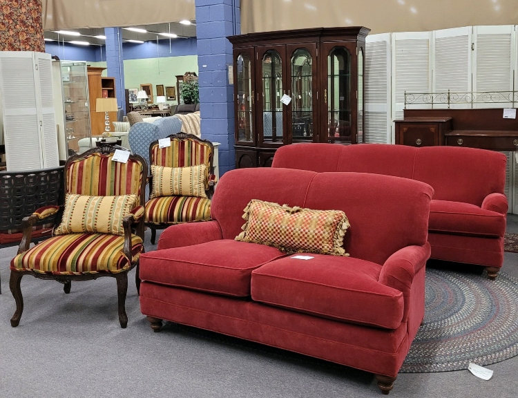 Furniture Consignment - Consignment Store